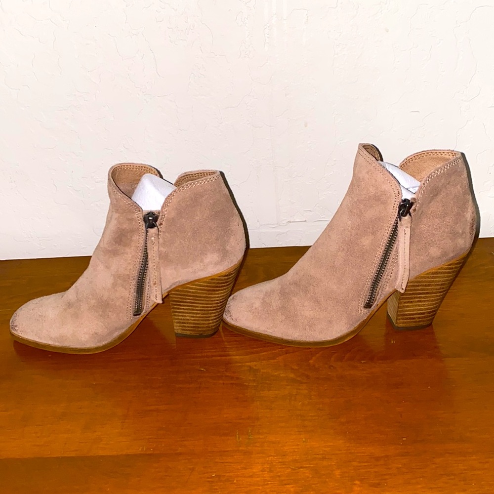 Dolce Vita Ankle Boot - Picture 6 of 11